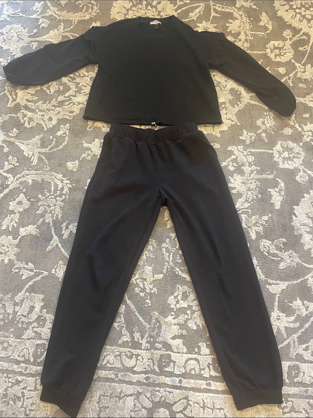 Cable & Gauge Black 2 Piece Women's Lounge Set With Jogger Pants And Top